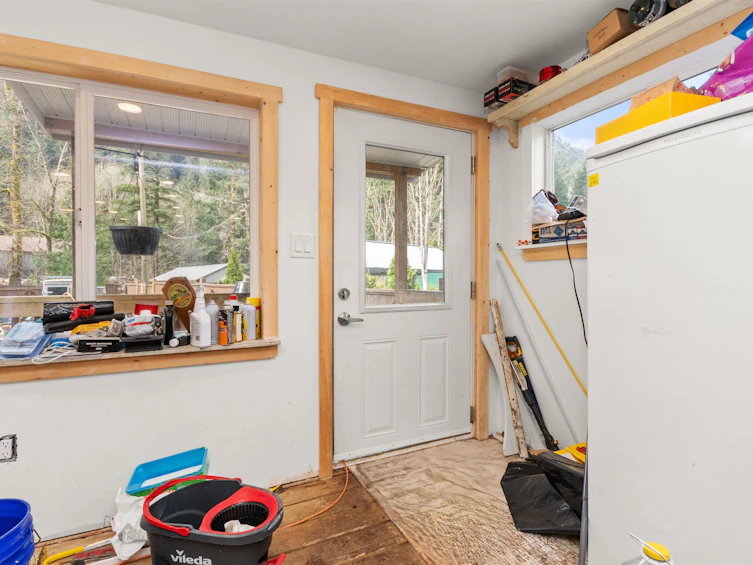 19452 Silver Skagit Road, Hope, BC, V0X 1L2 - 18