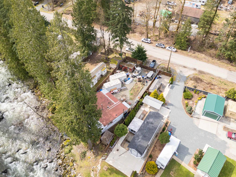 19452 Silver Skagit Road, Hope, BC, V0X 1L2 - 26