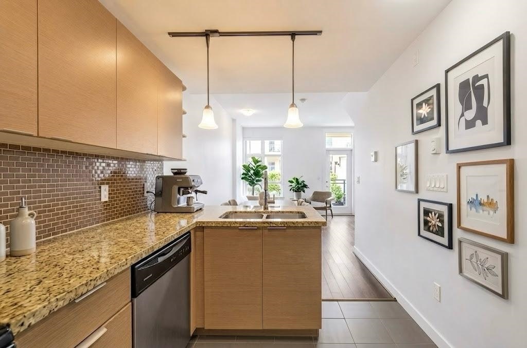 55-2239 Kingsway, Vancouver, BC, V5N 0E5 - 4