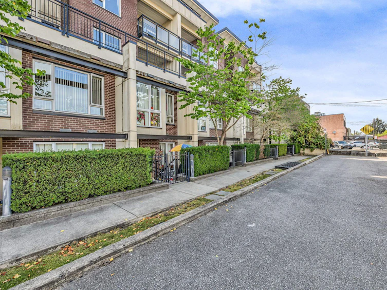 55-2239 Kingsway, Vancouver, BC, V5N 0E5 - 3