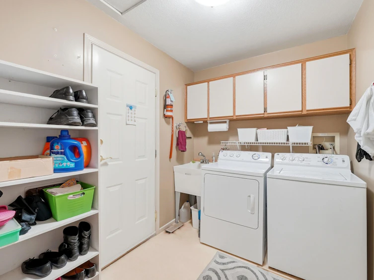 18636 62a Avenue, Surrey, BC, V3S 7N7 - 19