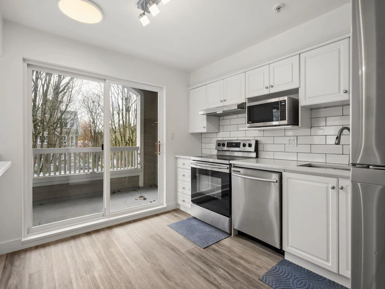 306-5500 Lynas Lane, Richmond, BC, V7C 5R5 - 11