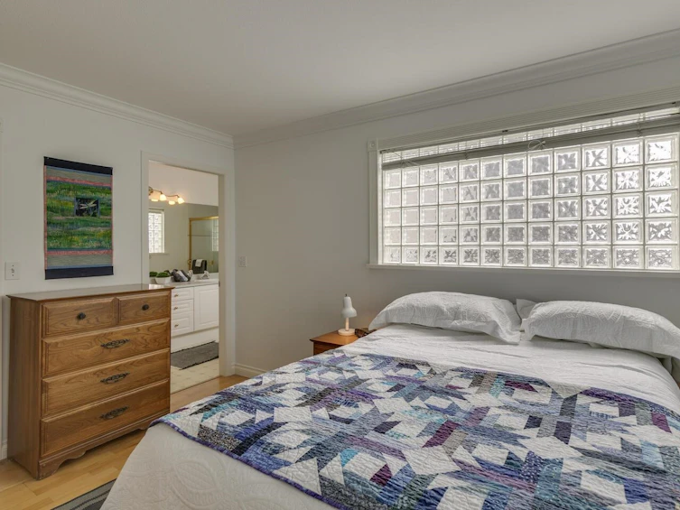 414-128 W 8th Street, North Vancouver, BC, V7M 3M1 - 17