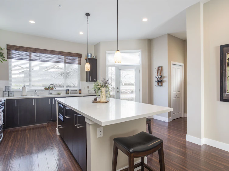 10497 Robertson Street, Maple Ridge, BC, V2W 0H8 - 10