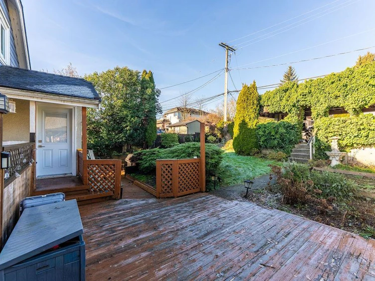 231 E Eighth Avenue, New Westminster, BC, V3L 4K3 - 26