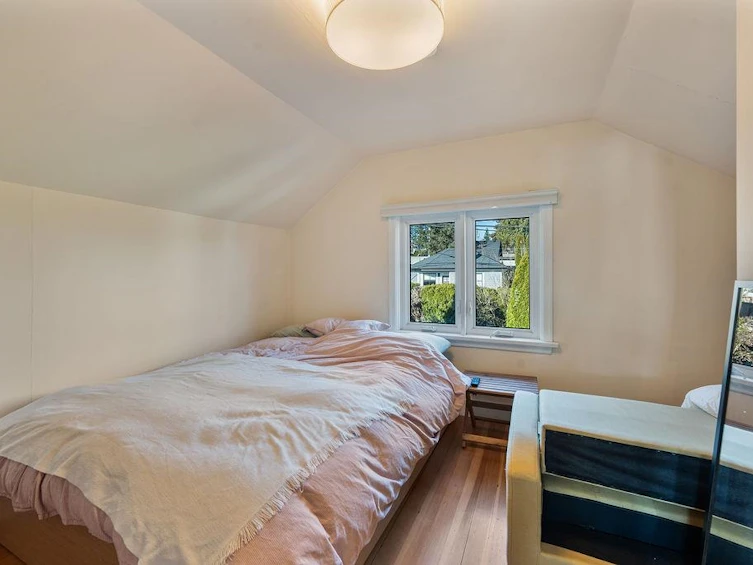 231 E Eighth Avenue, New Westminster, BC, V3L 4K3 - 22
