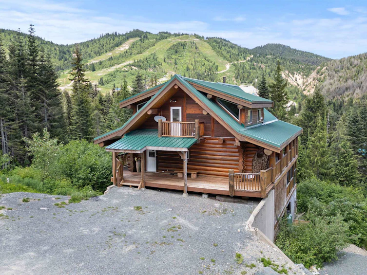20758 Edelweiss Drive, Mission, BC, V0M 1A1 - 2