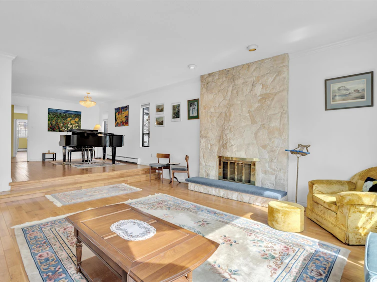 3281 W 30th Avenue, Vancouver, BC, V6L 1Z5 - 8