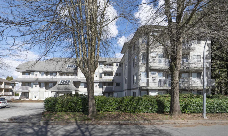 407-33407 Tessaro Crescent
