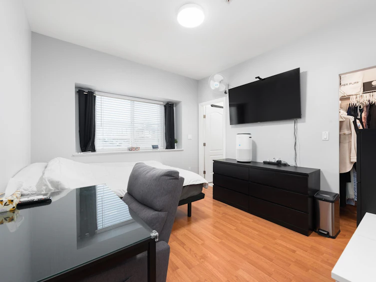 805 E 57th Avenue, Vancouver, BC, V5X 1T4 - 14