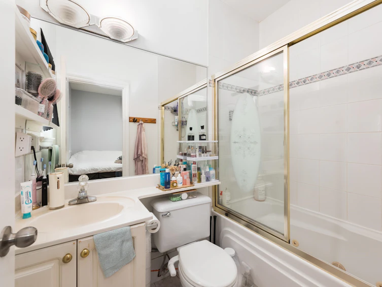 805 E 57th Avenue, Vancouver, BC, V5X 1T4 - 18