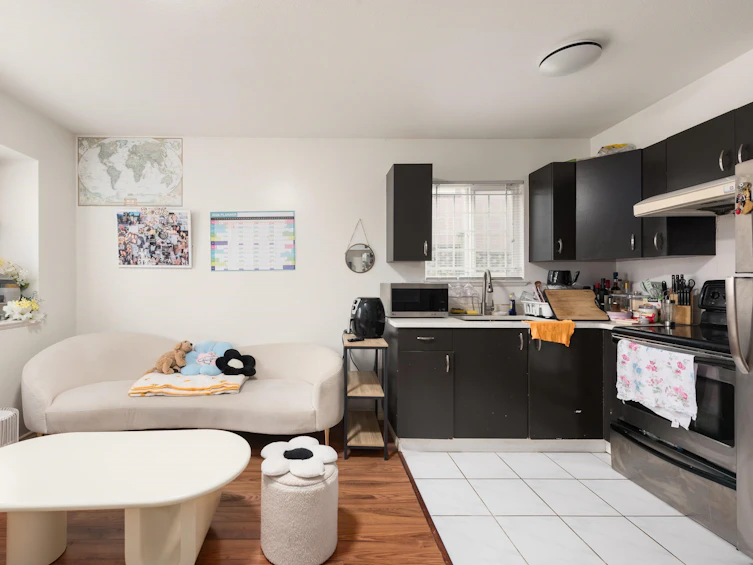 805 E 57th Avenue, Vancouver, BC, V5X 1T4 - 36