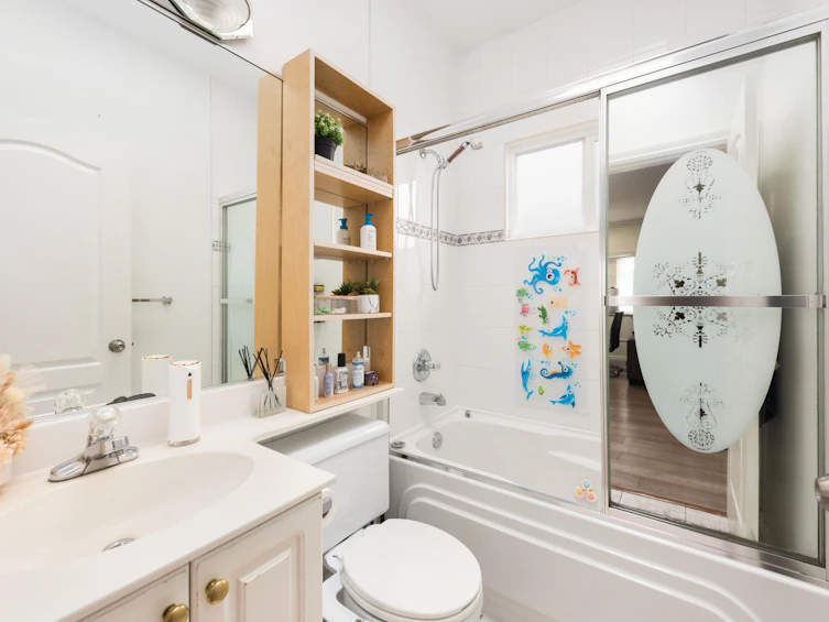 805 E 57th Avenue, Vancouver, BC, V5X 1T4 - 17