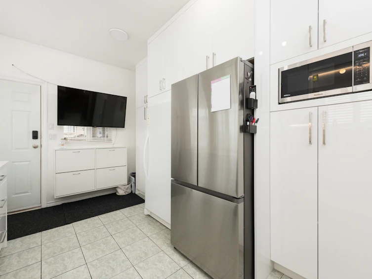 805 E 57th Avenue, Vancouver, BC, V5X 1T4 - 12