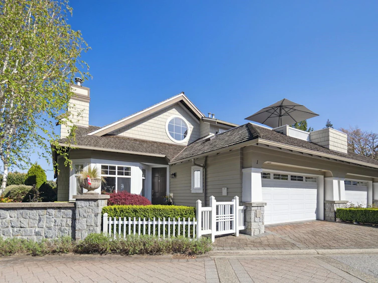 1-5110 Alderfeild Place, West Vancouver, BC, V7W 2W7