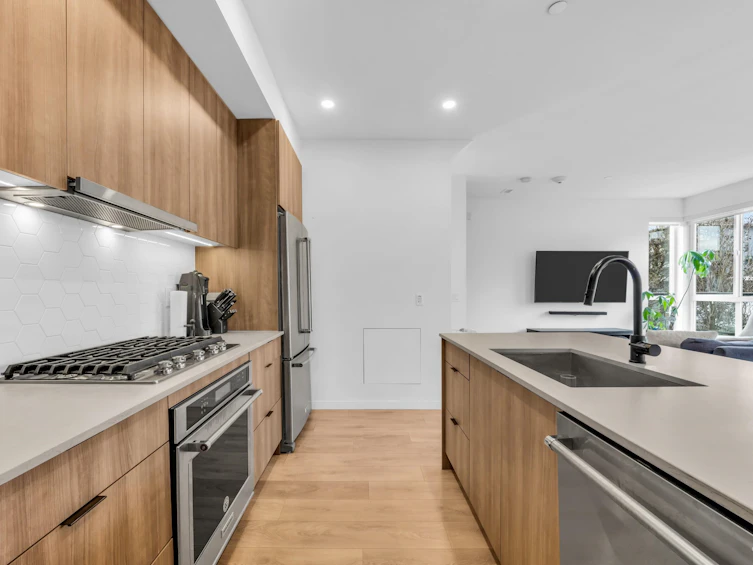 1-533 E 3rd Street, North Vancouver, BC, V7L 1G4 - 8