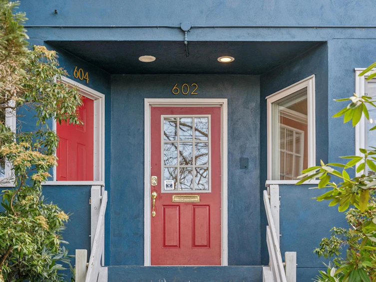 602 E 13th Avenue, Vancouver, BC, V5T 2L1 - 2