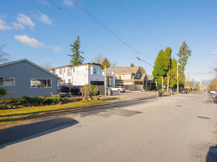 10843 130 Street, Surrey, BC, V3T 3L9 - 4
