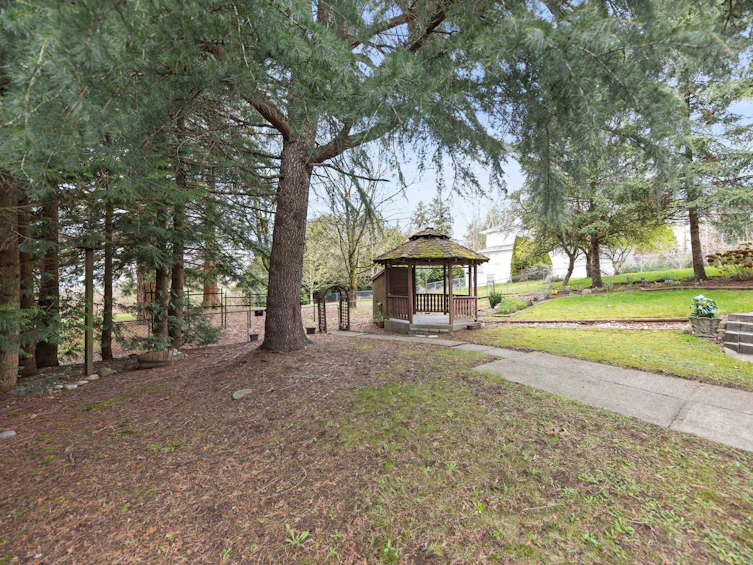 5553 181a Street, Surrey, BC, V3S 7Z2 - 33
