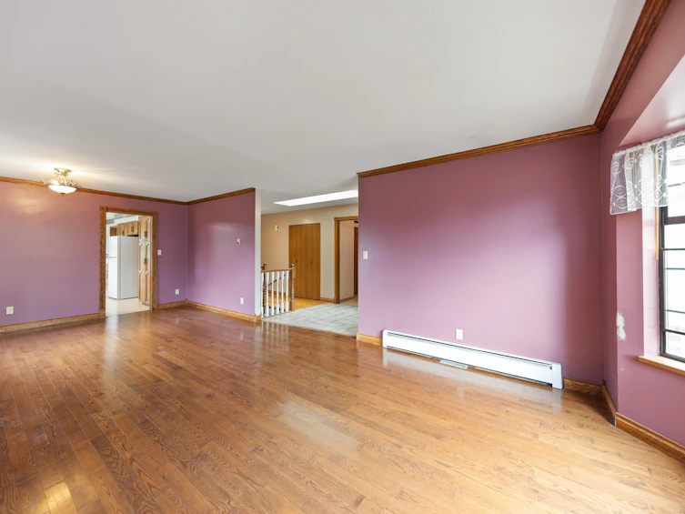 5553 181a Street, Surrey, BC, V3S 7Z2 - 5