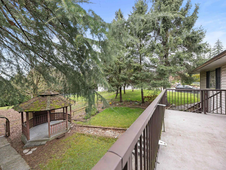 5553 181a Street, Surrey, BC, V3S 7Z2 - 31