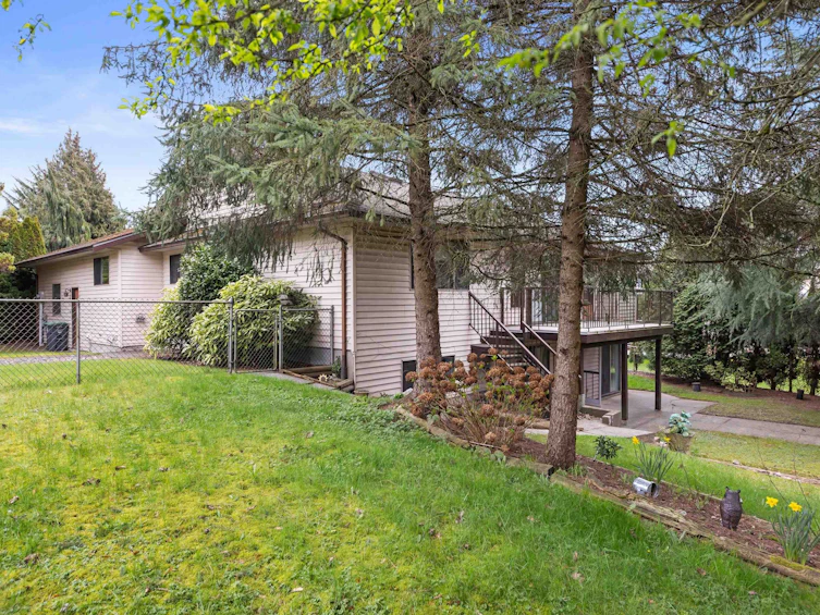 5553 181a Street, Surrey, BC, V3S 7Z2 - 37