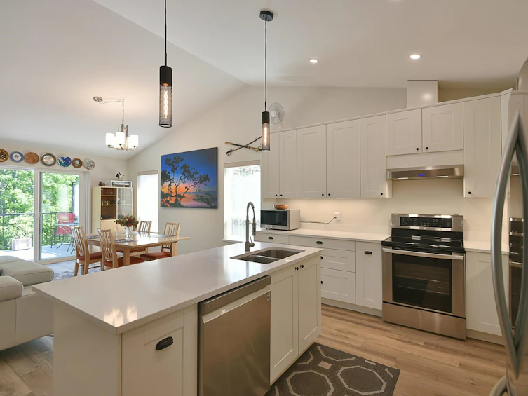 7808 Eagle Drive, Halfmoon Bay, BC, V7Z 1A3 - 17