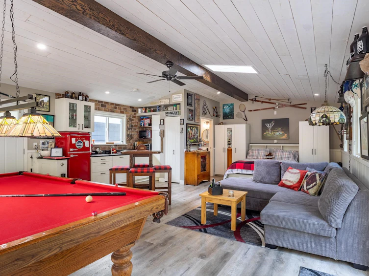 7616 Eureka Avenue, Halfmoon Bay, BC, V7Z 1A1 - 28