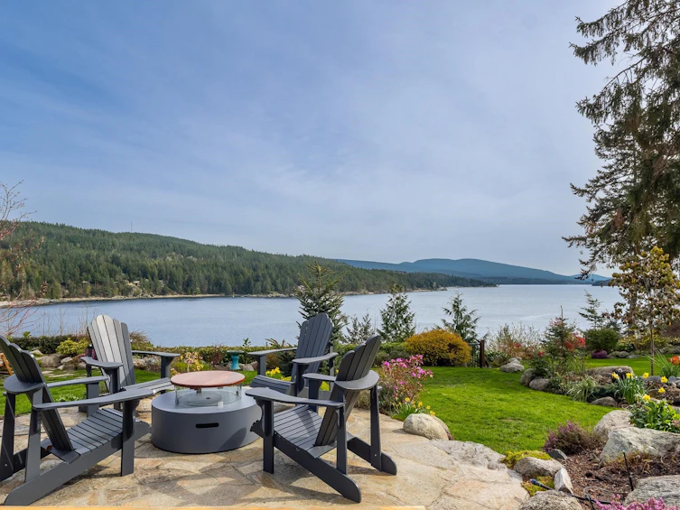 7616 Eureka Avenue, Halfmoon Bay, BC, V7Z 1A1 - 17