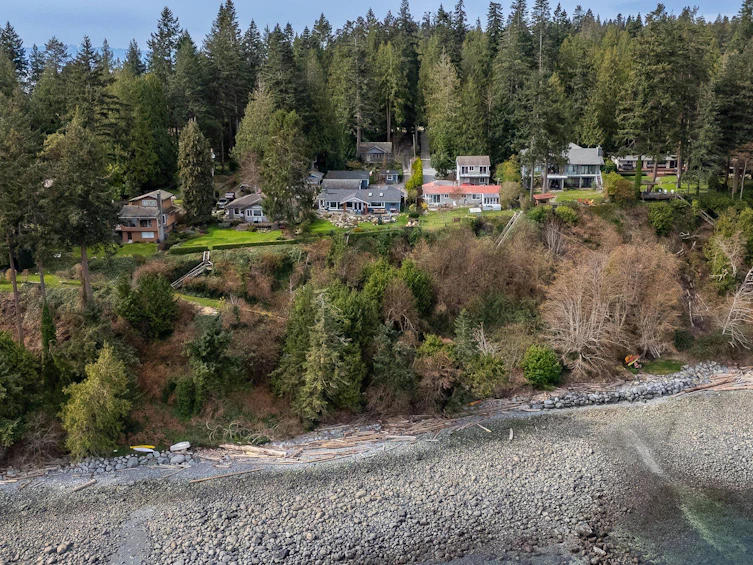 7616 Eureka Avenue, Halfmoon Bay, BC, V7Z 1A1 - 33