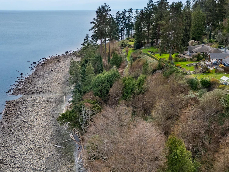 7616 Eureka Avenue, Halfmoon Bay, BC, V7Z 1A1 - 34