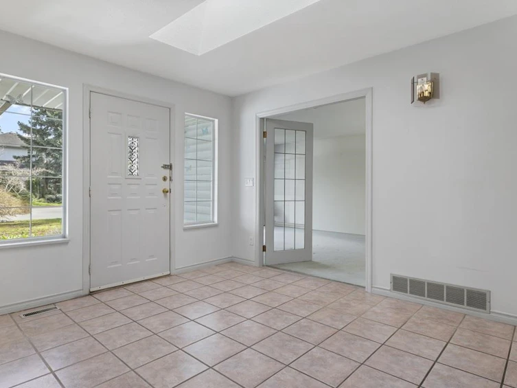1143 163b Street, Surrey, BC, V4A 8E8 - 13