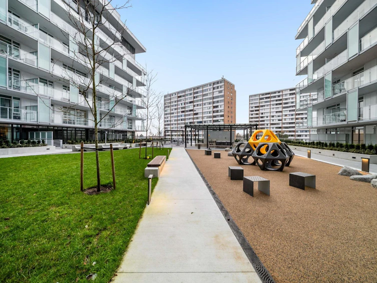 927-6300 Minoru Boulevard, Richmond, BC, V6Y 0N1 - 34