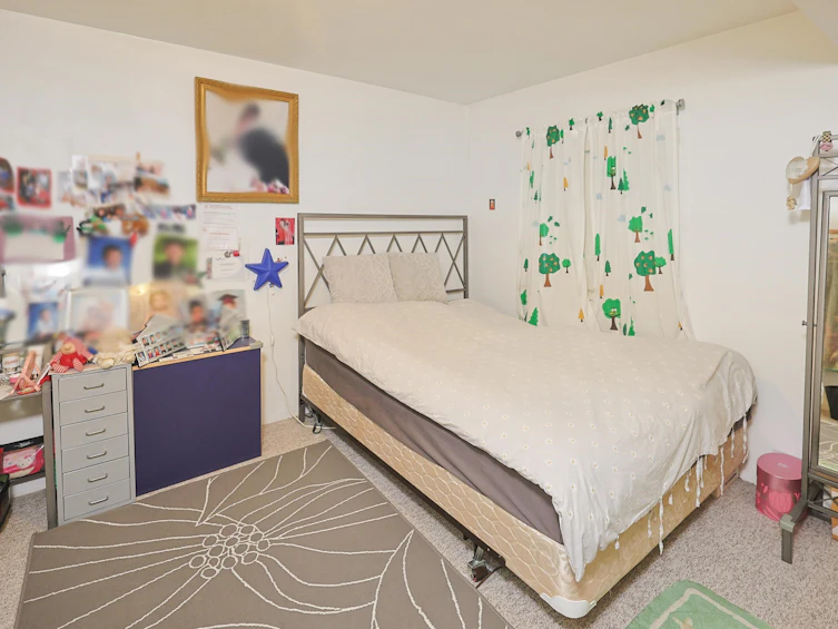 2584 E Georgia Street, Vancouver, BC, V5K 2J7 - 10