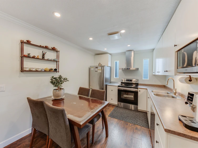 17346 60a Avenue, Surrey, BC, V3S 6X8 - 10