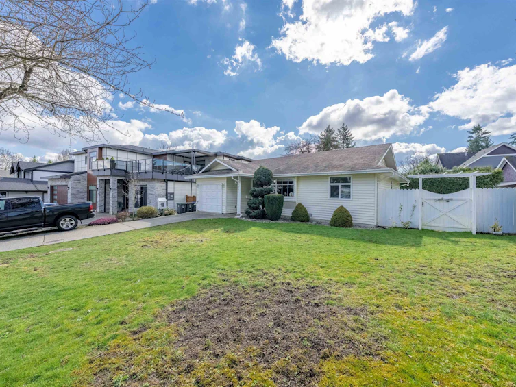 17346 60a Avenue, Surrey, BC, V3S 6X8 - 2