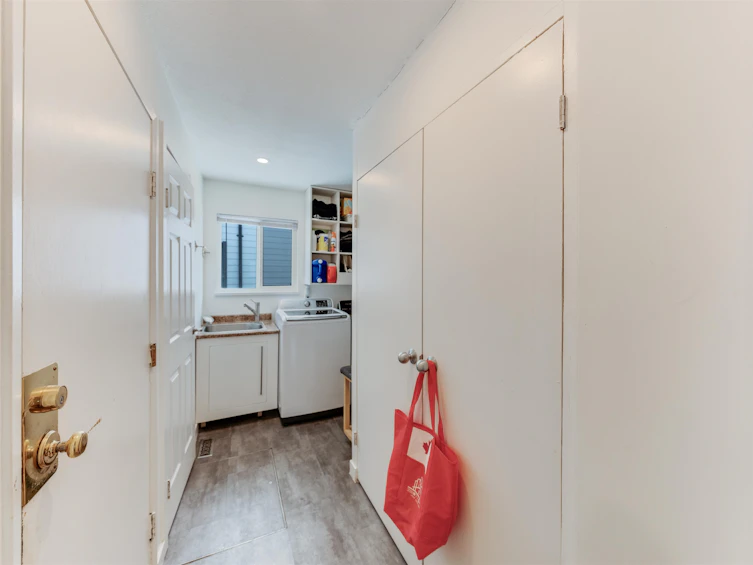 17346 60a Avenue, Surrey, BC, V3S 6X8 - 28