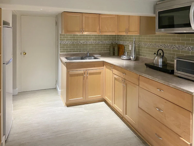925 E 19th Avenue, Vancouver, BC, V5V 1K8 - 30