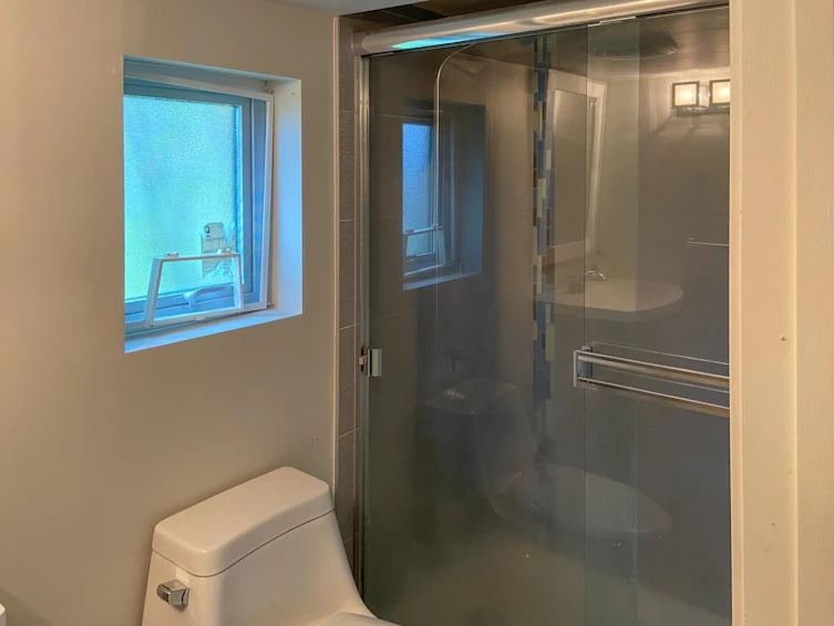 925 E 19th Avenue, Vancouver, BC, V5V 1K8 - 34