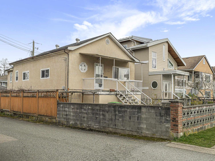 3309 E 29th Avenue, Vancouver, BC, V5R 1W7 - 5