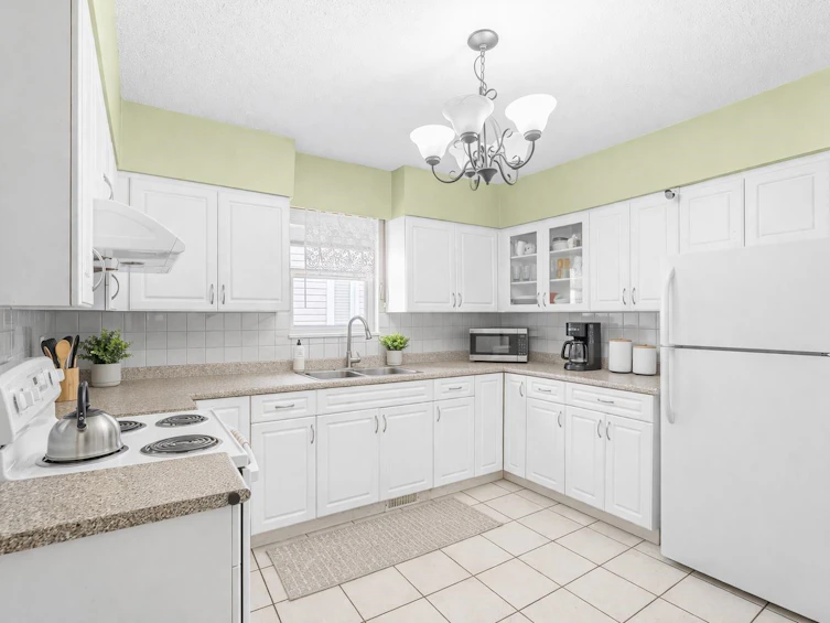 3309 E 29th Avenue, Vancouver, BC, V5R 1W7 - 12