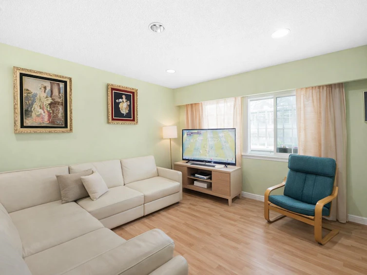 3309 E 29th Avenue, Vancouver, BC, V5R 1W7 - 9