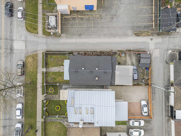 3309 E 29th Avenue, Vancouver, BC, V5R 1W7 - 4