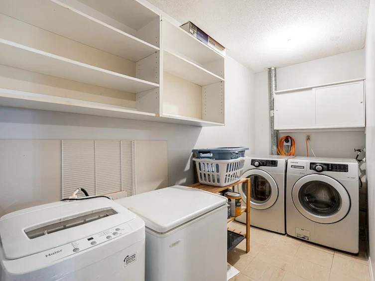 8-7375 Montecito Drive, Burnaby, BC, V5A 1R4 - 25