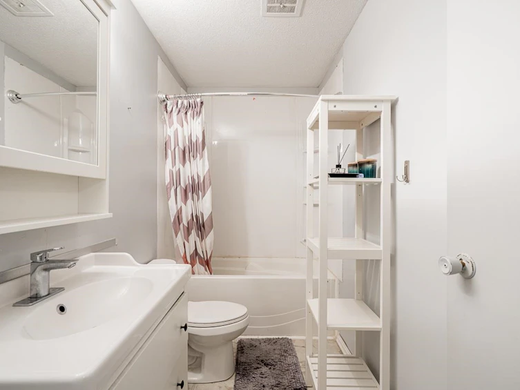 8-7375 Montecito Drive, Burnaby, BC, V5A 1R4 - 24