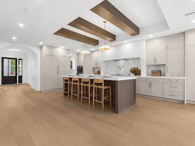 23709 40 Avenue - 5