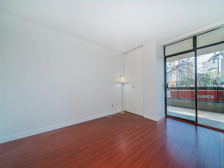 215-5932 Patterson Avenue, Burnaby, BC, V5H 4B4 - 13
