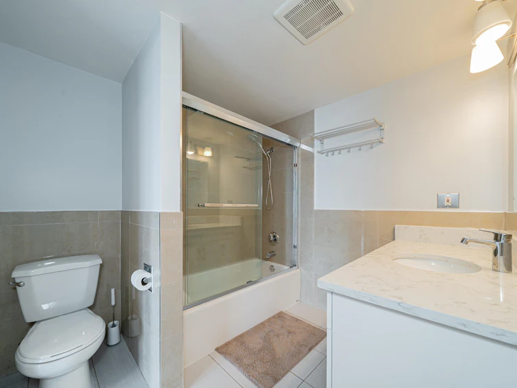 215-5932 Patterson Avenue, Burnaby, BC, V5H 4B4 - 17
