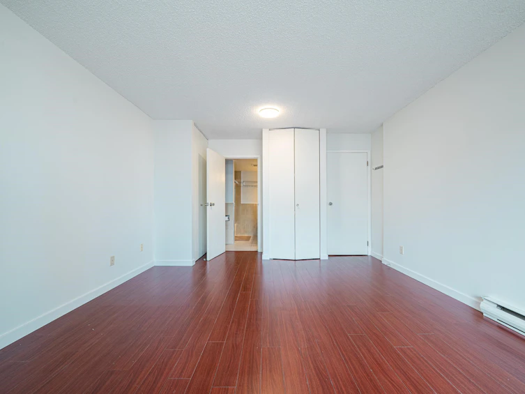 215-5932 Patterson Avenue, Burnaby, BC, V5H 4B4 - 16