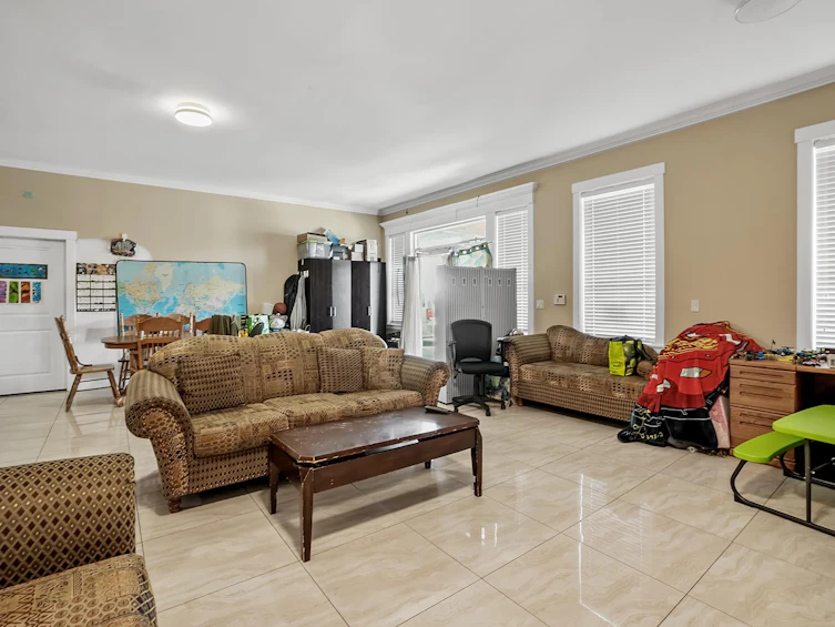 819 Clearbrook Road, Abbotsford, BC, V2T 5X2 - 18